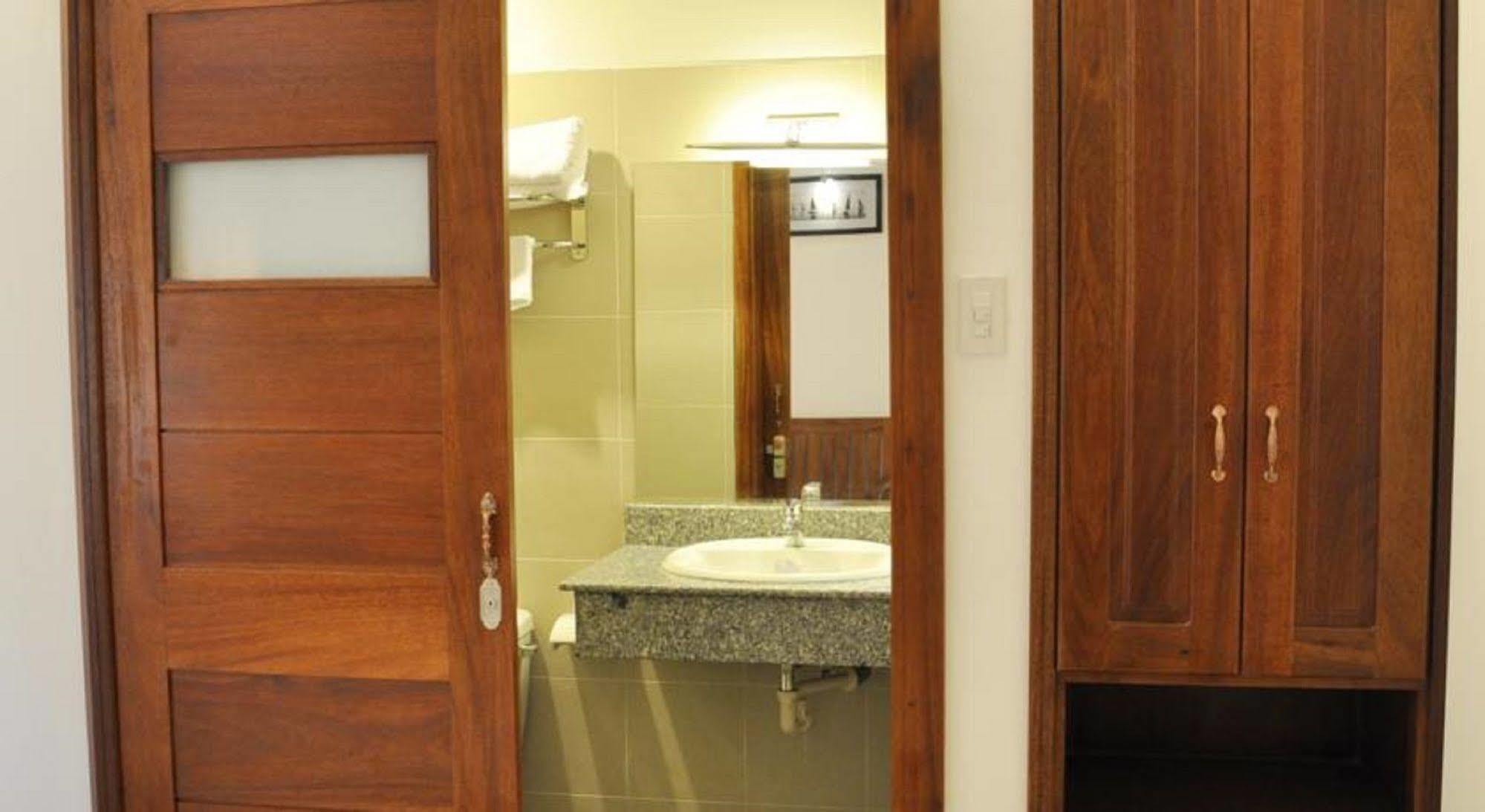 White Lion Hotel Nha Trang Exterior photo